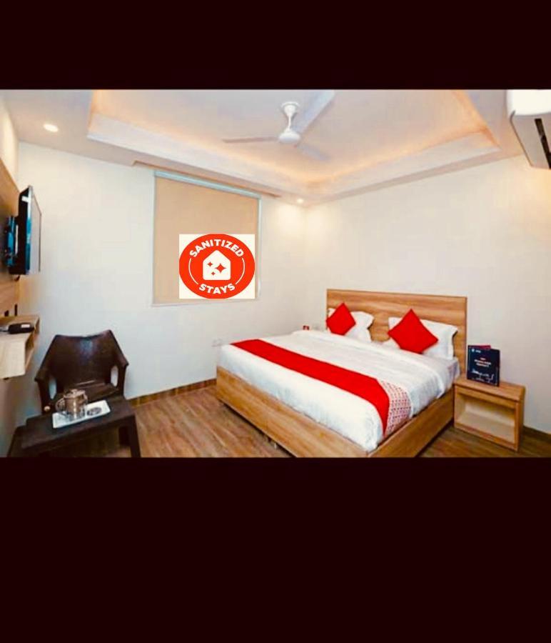 Airport Hotel Golden Bliss Near Delhi Airport New Delhi Bagian luar foto